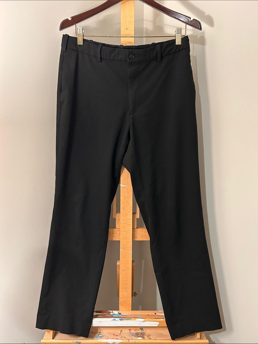 Uniqlo Men's EZY Smart Ankle Dress Pants in Black